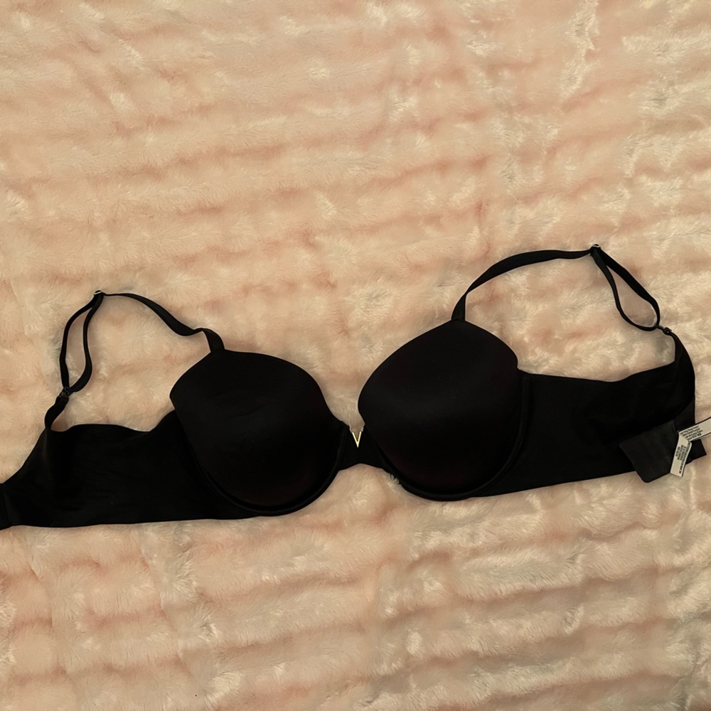 Victorias Secret Love Cloud lightly lined-but one get one equal or lesser value!